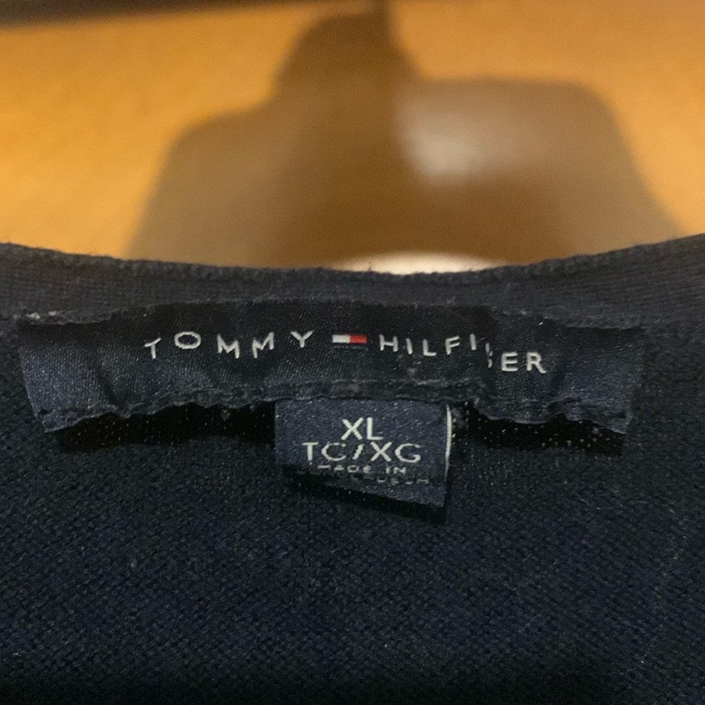 Tommy Hilfiger Size XL Diamond Plaid Long Sleeve Top - Picture 2 of 5